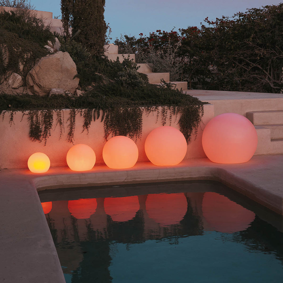 BULY Globe Light – for Garden, Pool &amp; Patio