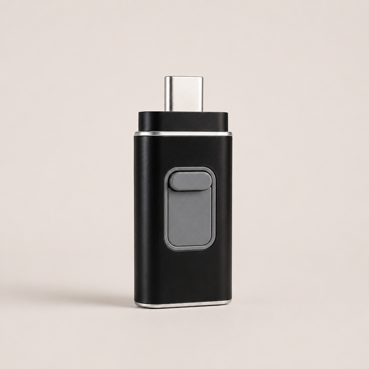 Odavia USB-Speicher in Schwarz mit grauem Bedienelement