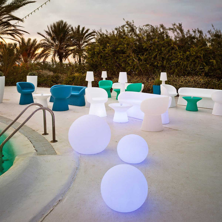 BULY Globe Light – for Garden, Pool &amp; Patio